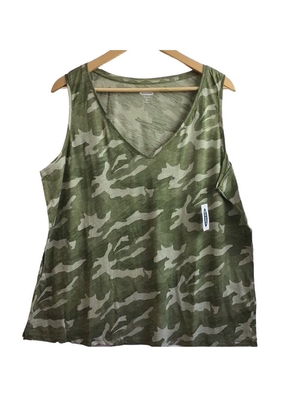 𝅺old Navy tank top camo green XL V neck sleeveless 100% cotton